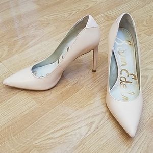 Sam Edelman nude pump